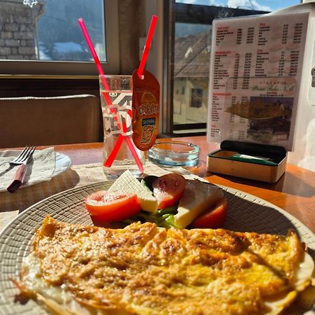 Caffe Pizzeria I Apartmani Bona Fides Nm Нова-Варош Экстерьер фото