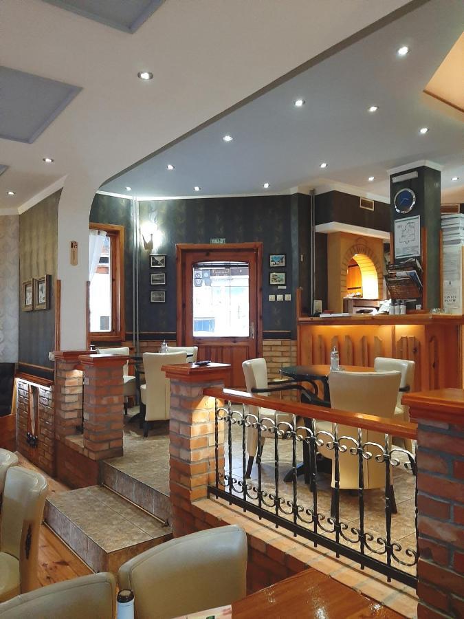 Caffe Pizzeria I Apartmani Bona Fides Nm Нова-Варош Экстерьер фото